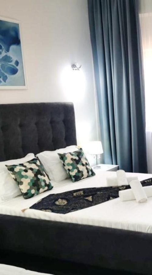 022c5b09-4e76-4148-aac3-094ceaef7a1f